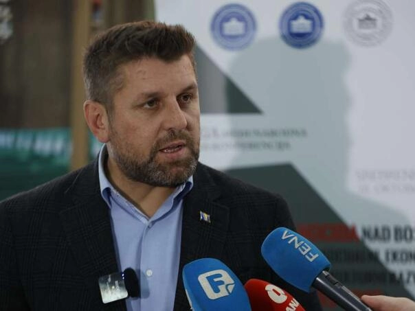 Ćamil Duraković: "Još imaju priliku da postanu dijelom civiliziranog svijeta"